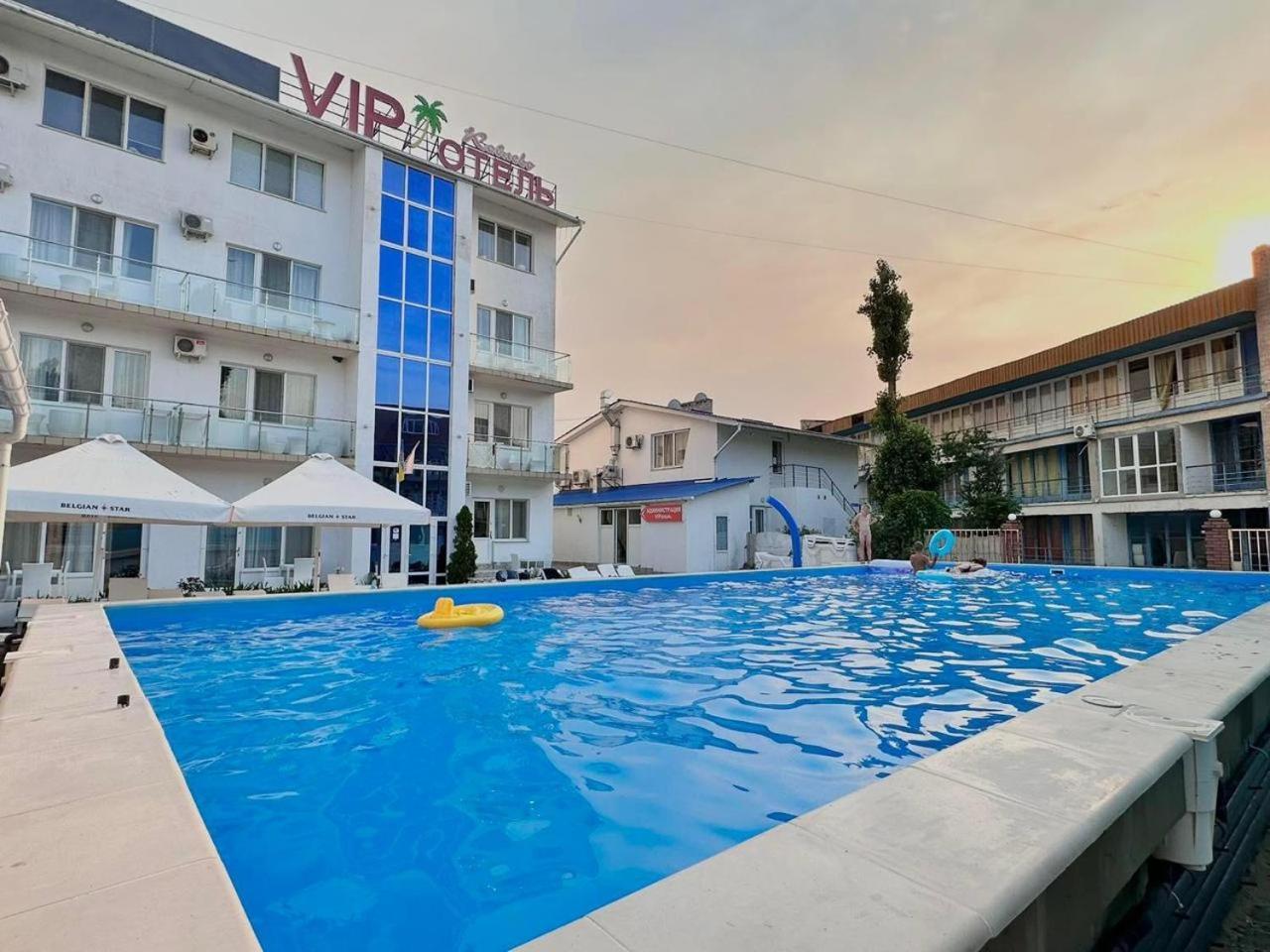 Vip Hotel Kobleve Kültér fotó