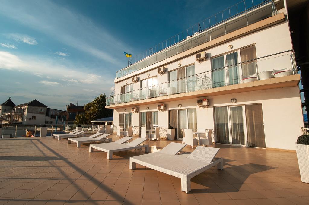 Vip Hotel Kobleve Kültér fotó