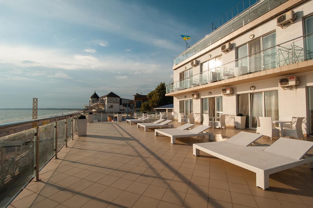 Vip Hotel Kobleve Kültér fotó